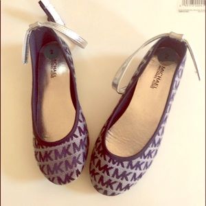 Kids girls size 2 Micheal Kors stylish shoes